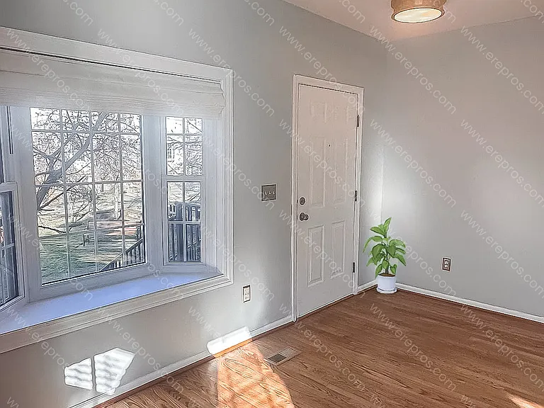 1183 Freesia Ct — Photo 6