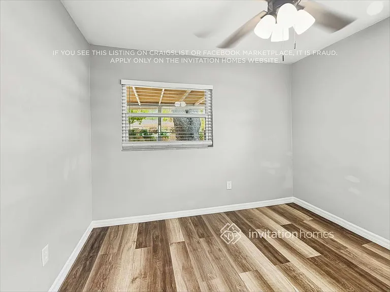 1938 Summit Dr — Photo 14