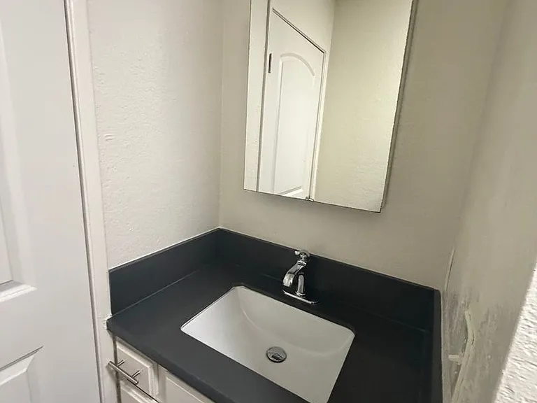 4124 Eagle Rock Blvd — Photo 11