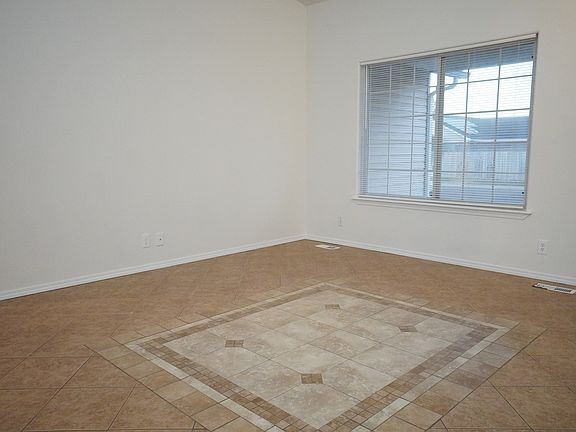 5th image of 2107 W Habitat St