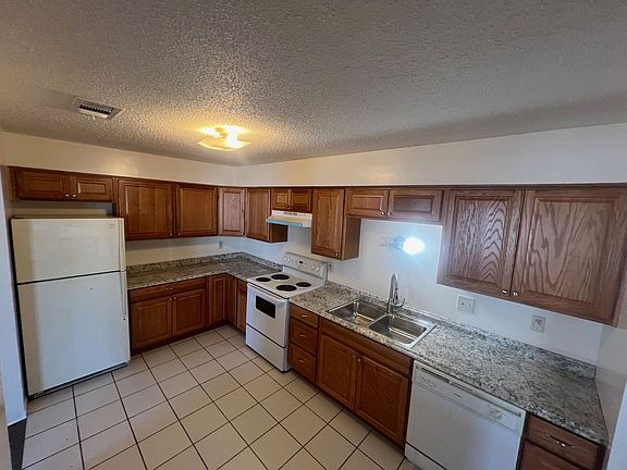 5th image of 1434 Case Ave E #1430-1