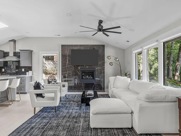 3513 Brook Dr — Photo 8