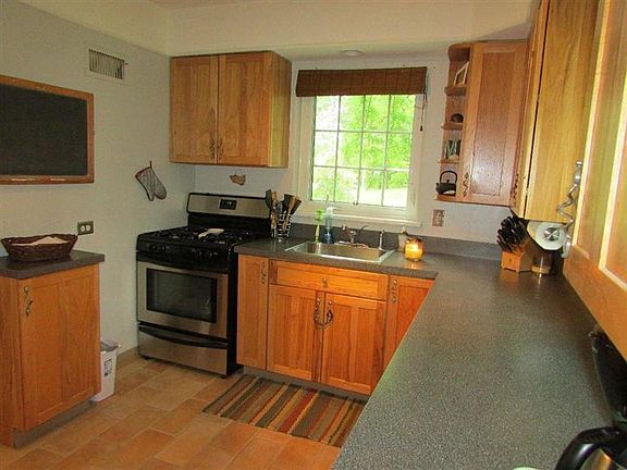 5th image of 3419 Lindale Ave
