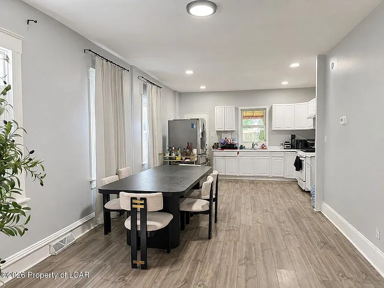 123 Poplar St — Photo 5