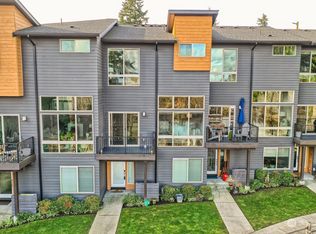 18256 73rd Ave NE UNIT 105, Kenmore, WA 98028