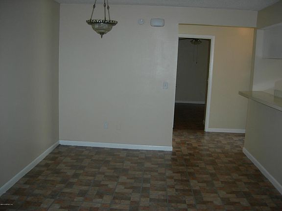 5th image of 5556 Pinehill Ln