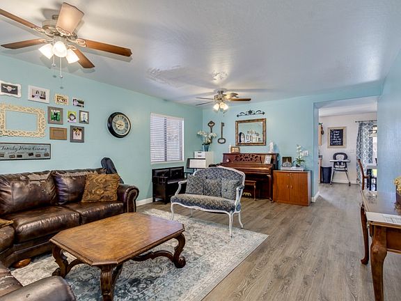 3rd image of 2165 E Caspian Way