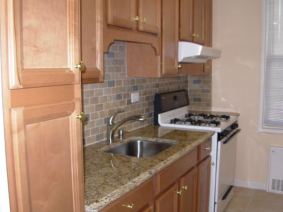 4th image of 11220 72nd Dr APT C69