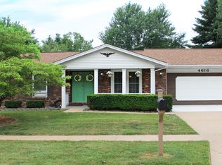 4616 Sienna Hills Pl, Saint Louis, MO 63128