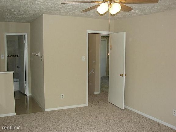 5th image of 4207 Parkland St