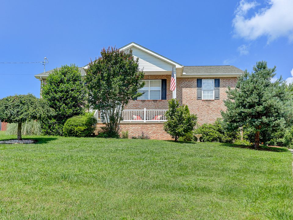 1st image of 516 Bowers Park Cir