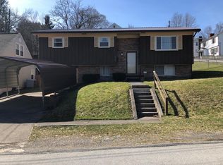 222 Hull St, Beckley, WV 25801