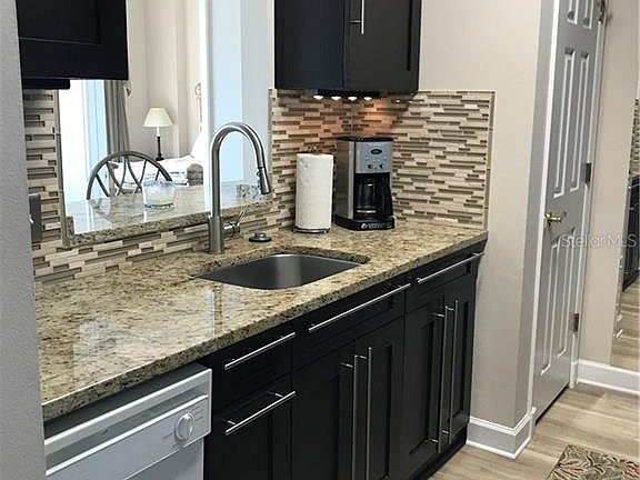 2nd image of 750 N Tamiami Trl Unit Penthouse 09
