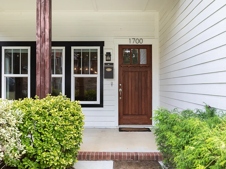 1700 Pegram St — Photo 2