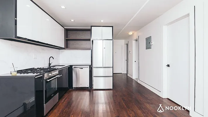 Rented by Nooklyn NYC LLC | media 9