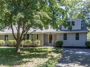 450 Morehouse Hwy, Fairfield, CT 06825