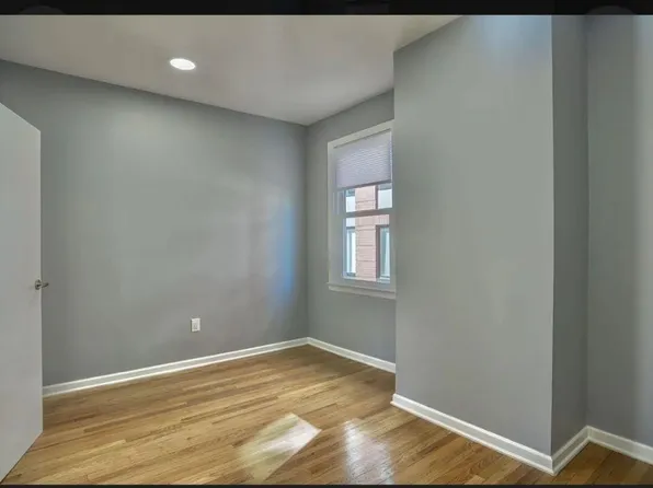 146 Clarke Avenue Clarke Avenue image 11 of 17