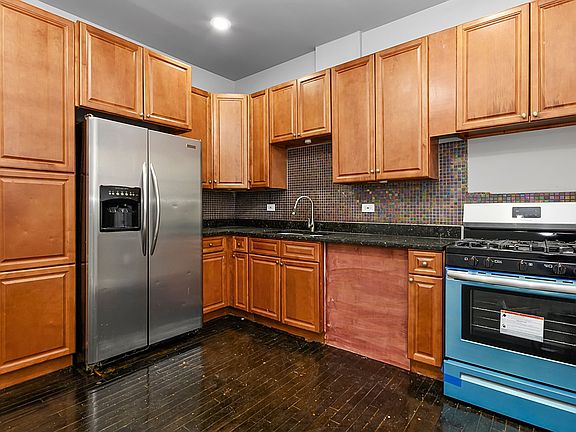 3rd image of 4801 S Calumet Ave APT 1A