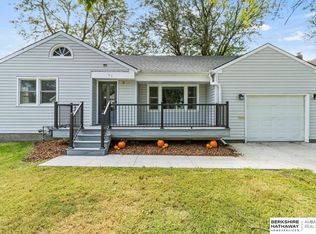 735 E 4th St, Fremont, NE 68025