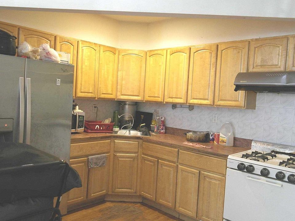 2nd image of 3485 110th St Floor 3