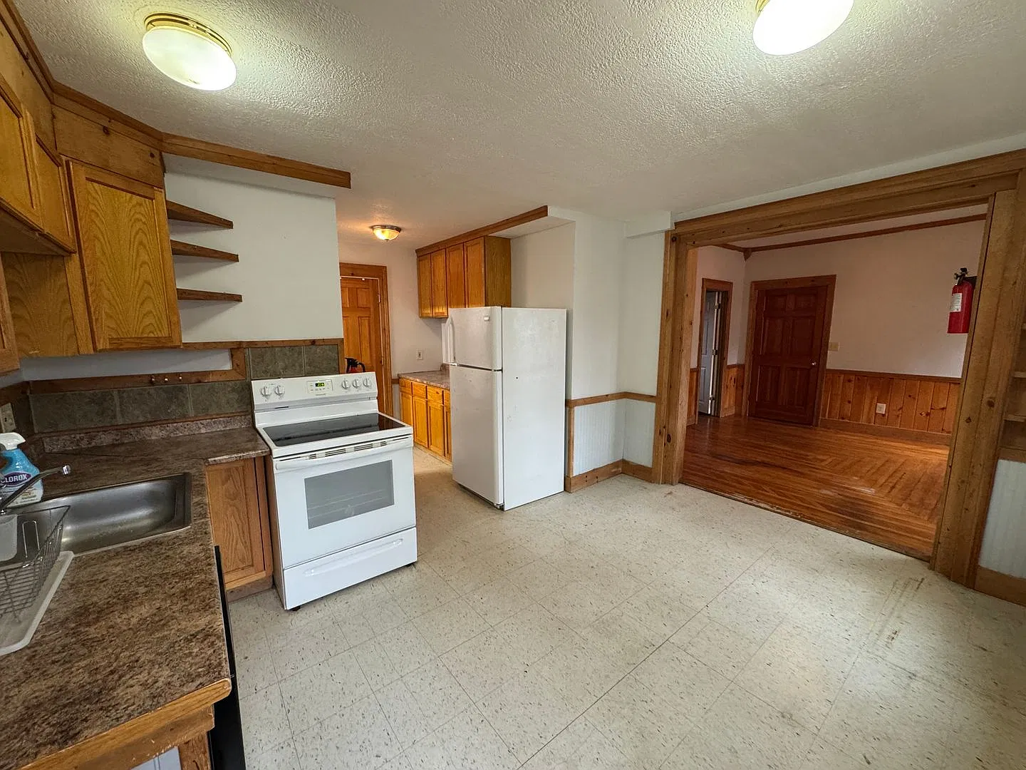 16 Pearl St. — Photo 2
