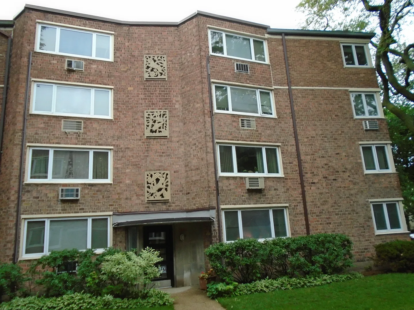 6119 N Winchester Ave APT 2A photo 1