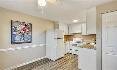19304 Running Cedar Court - 4 (Small Bedroom) — Photo 2