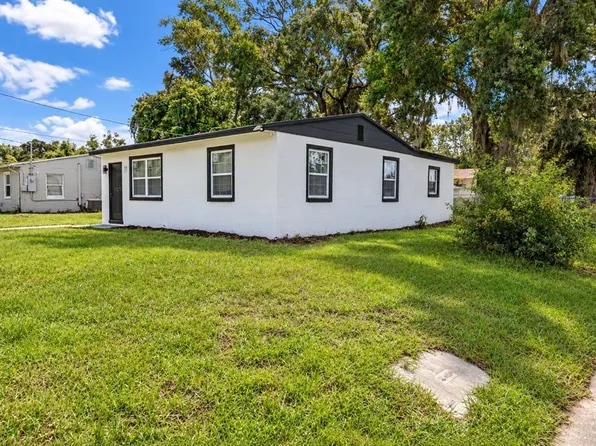 3942 WELLS STREET N, ORLANDO, FL 32805