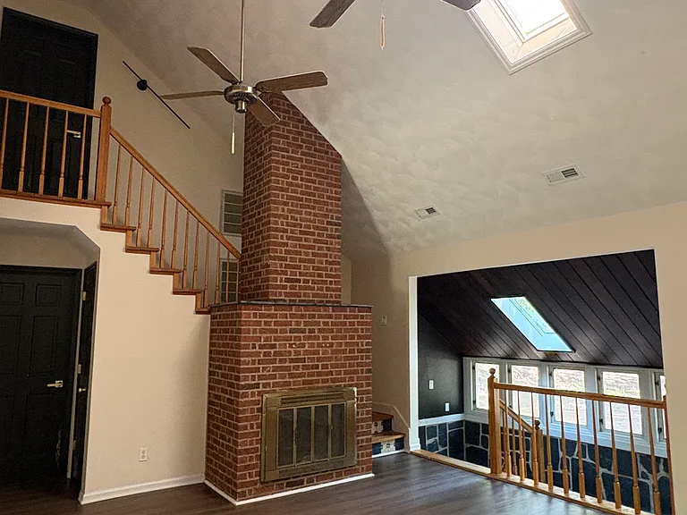 2977 Carolyn Dr — Photo 24