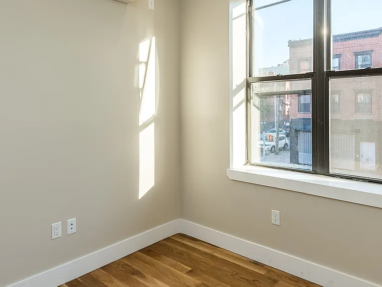 595 Myrtle Ave #3B — Photo 10