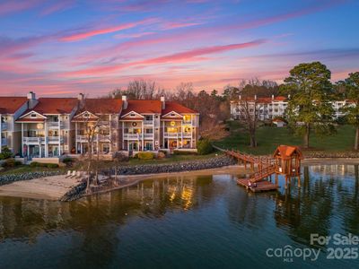 17925 Kings Point Dr APT J, Cornelius, NC, 28031