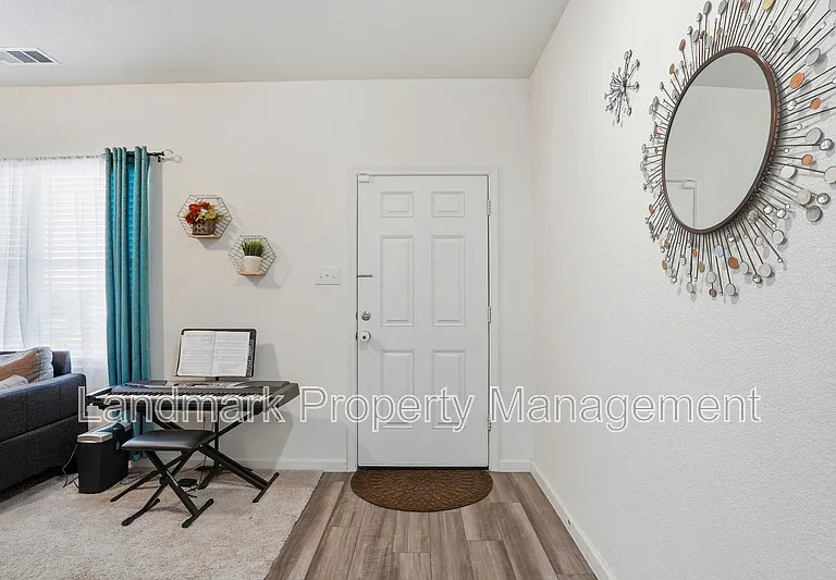 2636 Sagebrush Dr — Photo 8