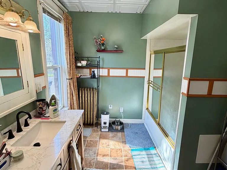1128 Hammond Ave #1 — Photo 14