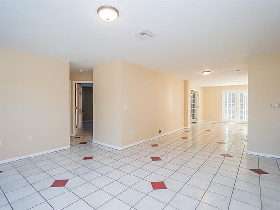 3rd image of 22489 Lewiston Ave