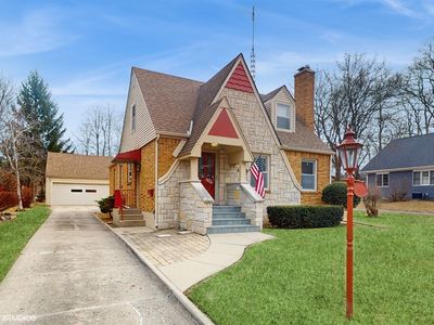 207 Lincoln Ave, Fox River Grove, IL, 60021