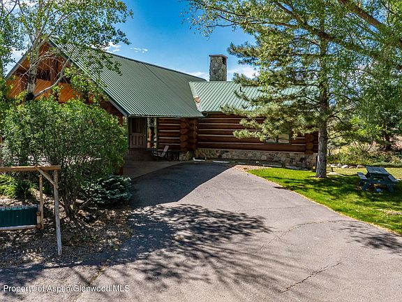 3rd image of 2070 County Road 109