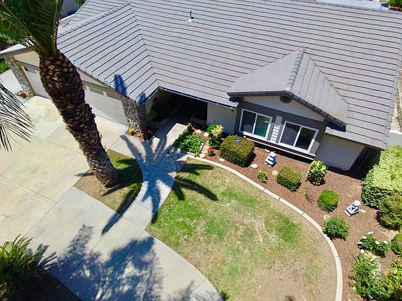 4th image of 2257 N Campus Ave