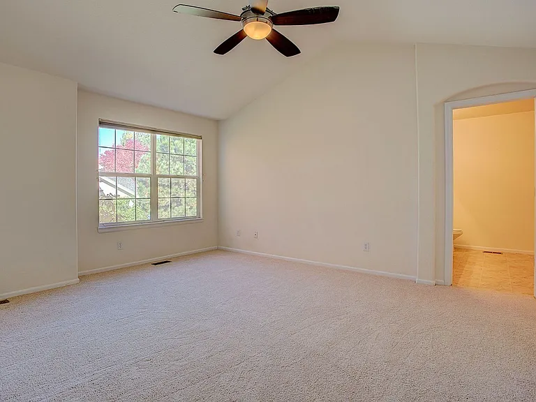 2770 Whitetail Cir — Photo 14