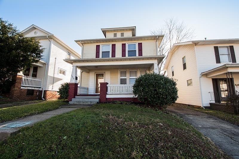 1st image of 1028 25th St