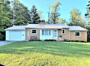 16 Woodland Rd, Shelby, OH 44875