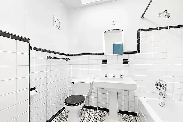 Rented by Compass | media 5