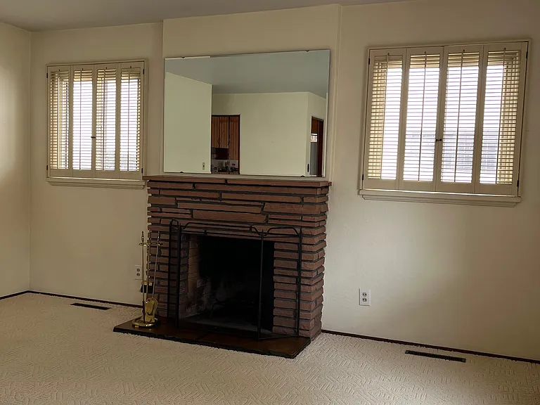 1052 Osage Cir — Photo 3
