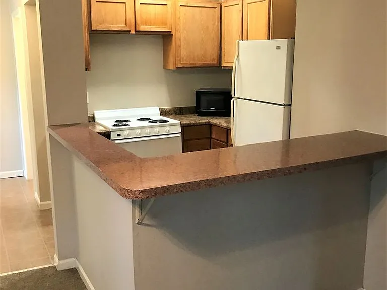 101 S Coler Ave — Photo 5