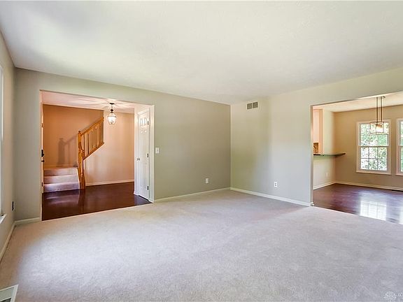 4th image of 6396 Willow Ln