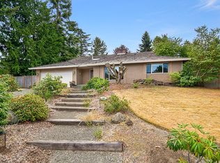 8515 SE 72nd St, Mercer Island, WA 98040