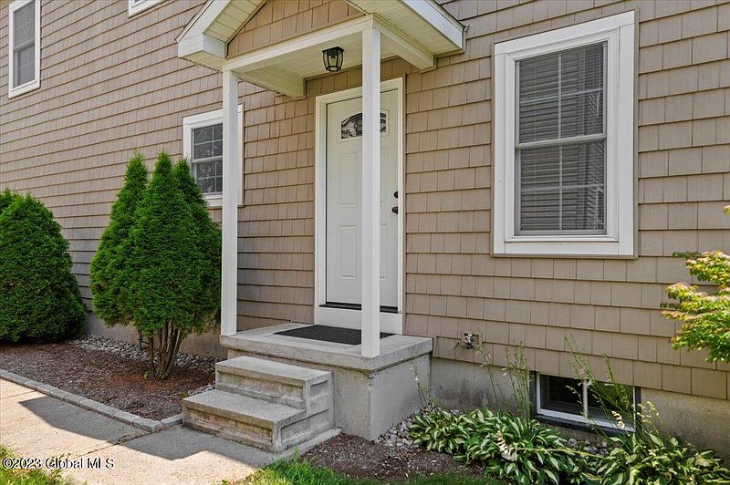 3rd image of 84 Spring Street