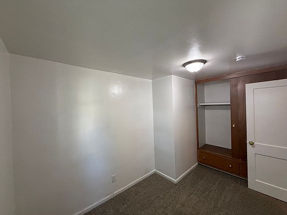 4th image of 707 17th St NW