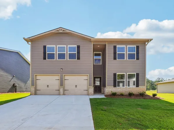 117 Garden Walk, West Point, GA 31833
