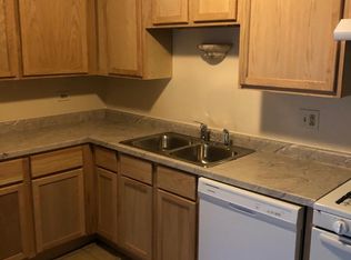 2302 Century Point Ln, Glendale Heights, IL 60139