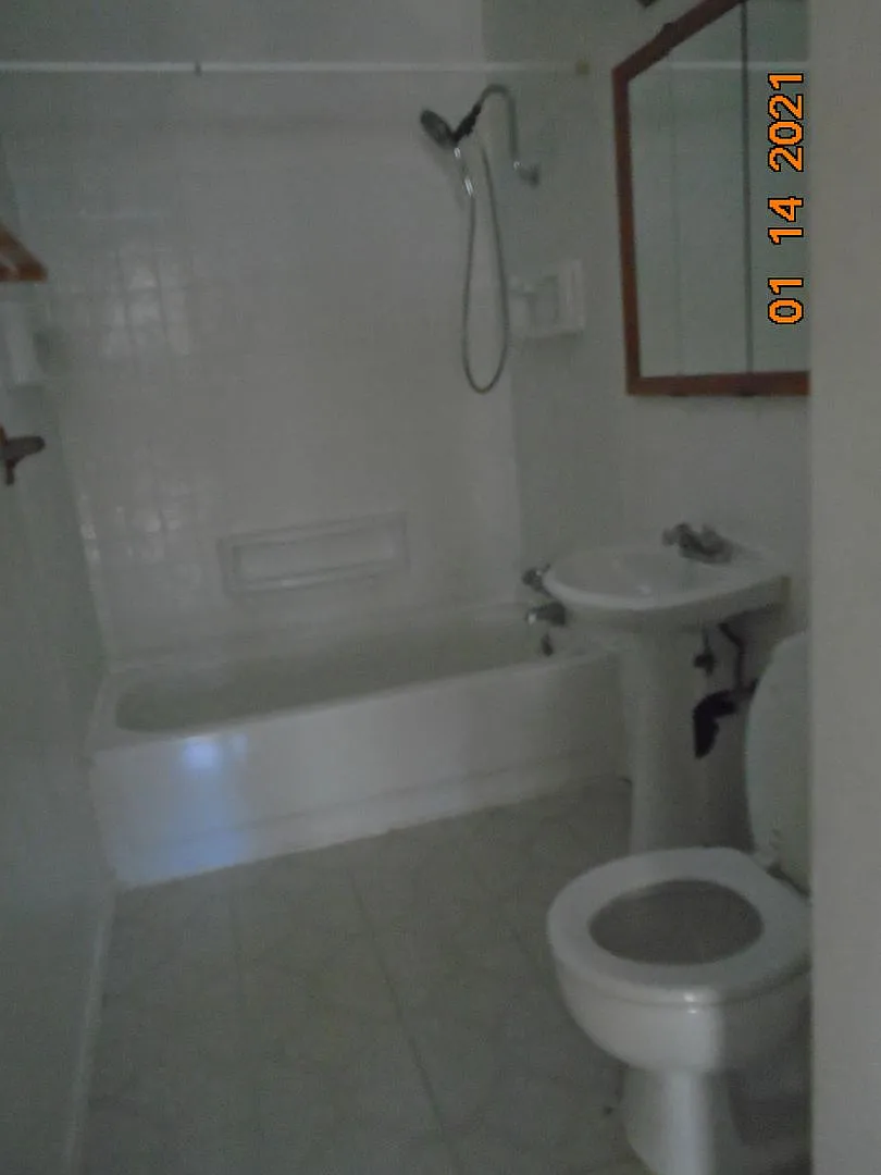 OWN881 — Photo 4